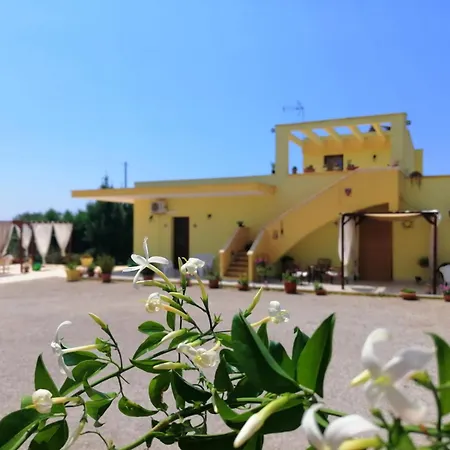Tenuta Manco Bed & Breakfast *